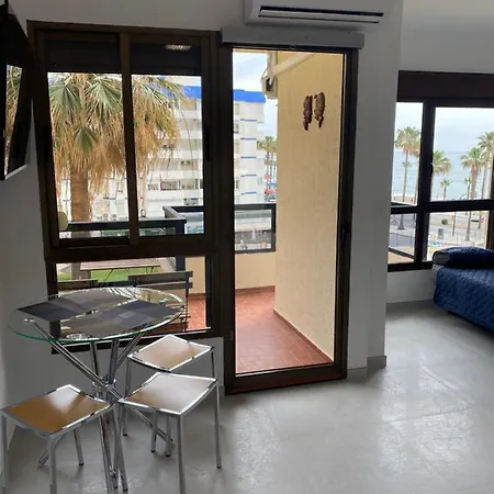 Aloha Playa Loft 贝纳尔马德纳