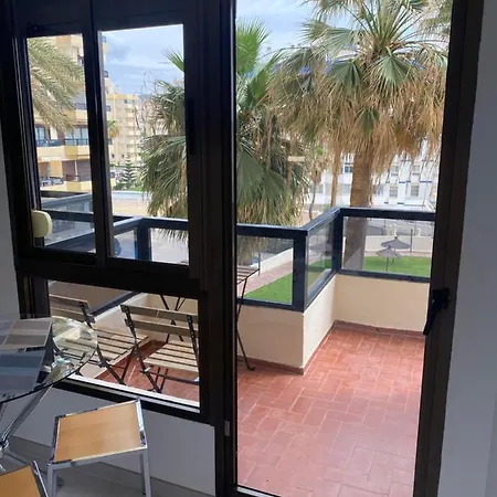 Aloha Playa Loft * 贝纳尔马德纳